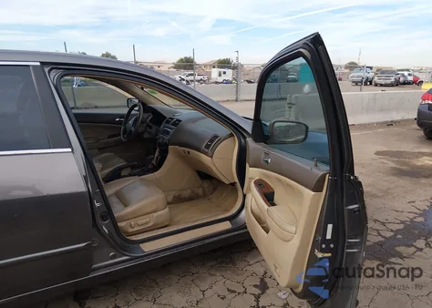 2006 Honda Accord 3.0 Ex из США, поврежденный, VIN 1HGCM66576A052124